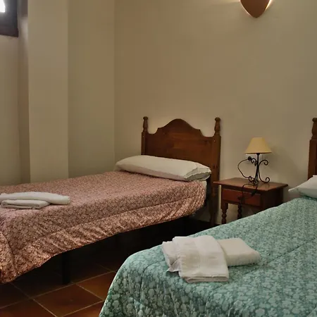 Castillo Con Piscina En Plena Sierra Calderona Lägenhet Segorbe